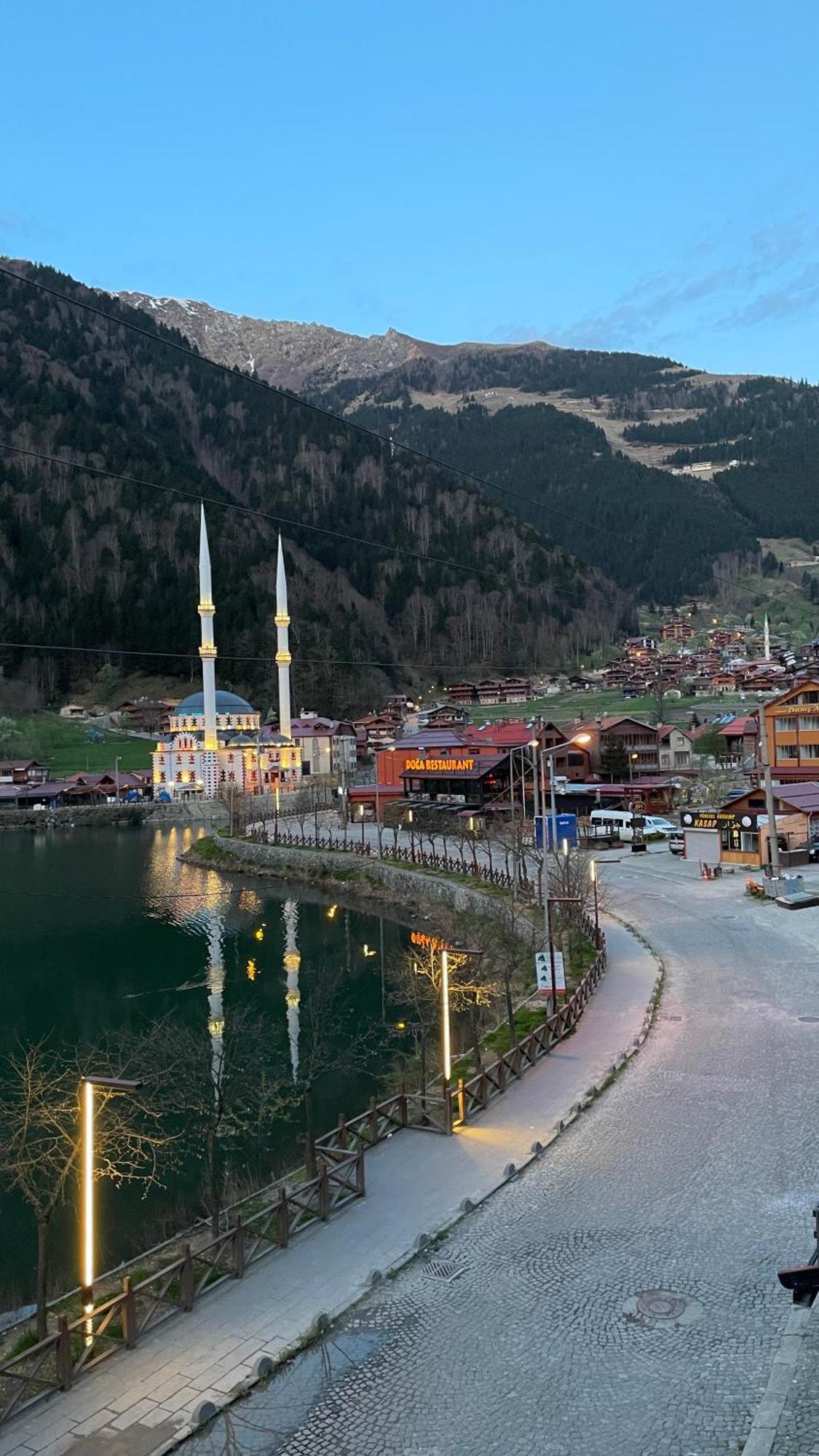 Dunya 2* Uzungol